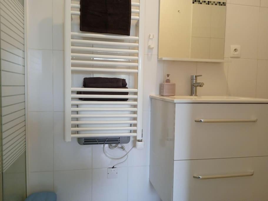 Ferienwohnung Studio Independant Proximite Metro Universites Afpa Marseilles Exterior foto
